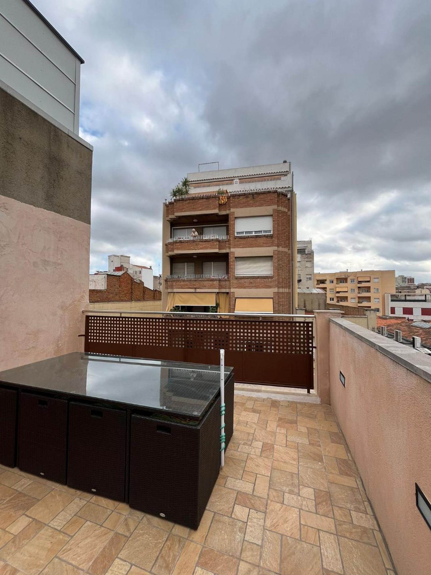 Casa Centrica En Reus Villa Ngoại thất bức ảnh